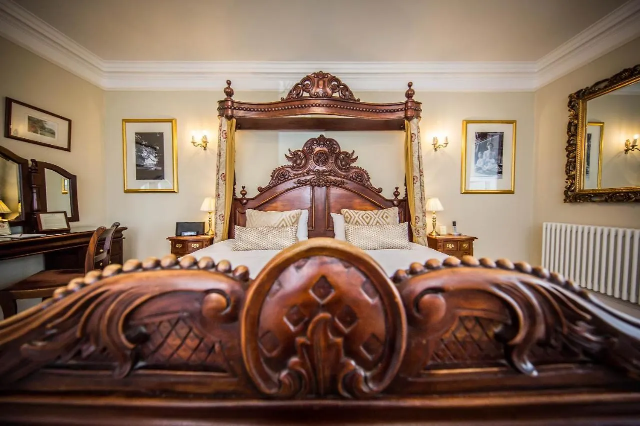 נארסבורו Goldsborough Hall בריטניה