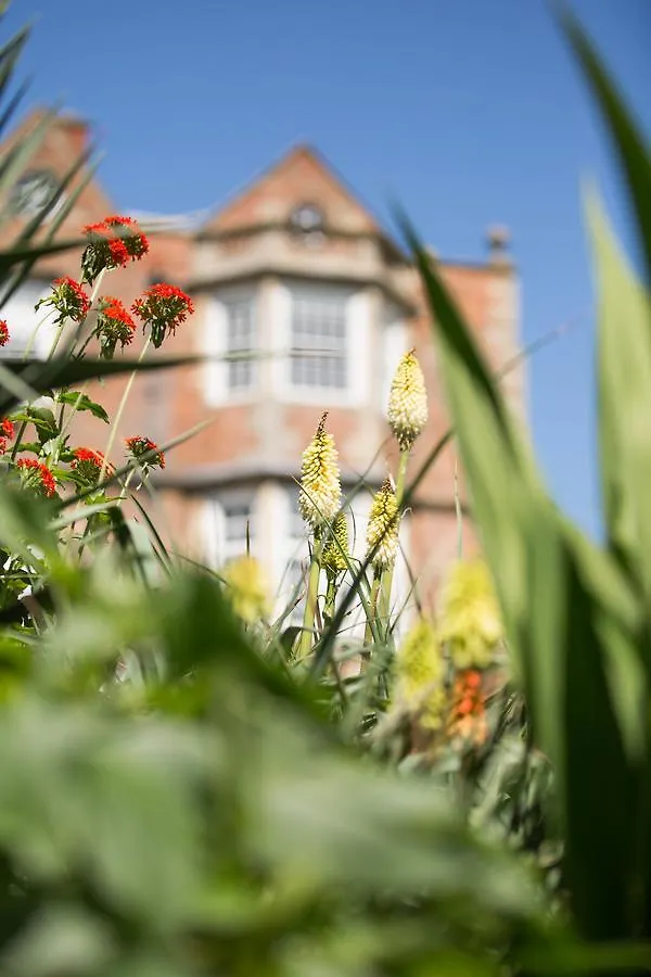 נארסבורו Goldsborough Hall 5*,