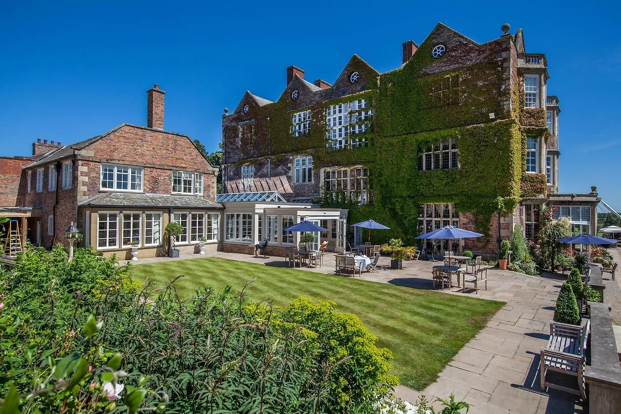 נארסבורו Goldsborough Hall