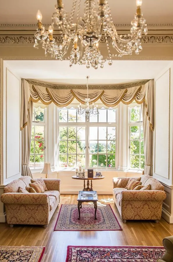 ***** מלון נארסבורו Goldsborough Hall בריטניה